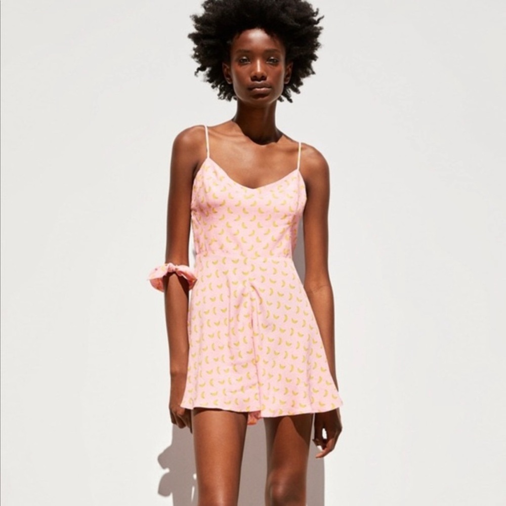 Zara light pink banana print spaghetti strap romper (shorts) womens size small